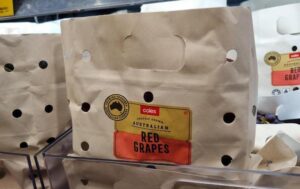 Coles' recyclable paper bunch bag for grapes 